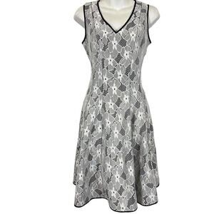 M by Maia Womens Black Lined White Floral Lace V-Neck Sleeveless Dress sz 10